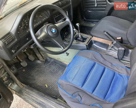 Зелений БМВ 3 Серія, об'ємом двигуна 1.8 л та пробігом 345 тис. км за 1300 $, фото 6 на Automoto.ua