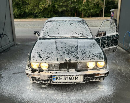 Зеленый БМВ 3 Серия, объемом двигателя 1.8 л и пробегом 500 тыс. км за 1700 $, фото 4 на Automoto.ua