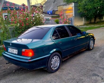 Зеленый БМВ 3 Серия, объемом двигателя 1.6 л и пробегом 303 тыс. км за 2000 $, фото 1 на Automoto.ua