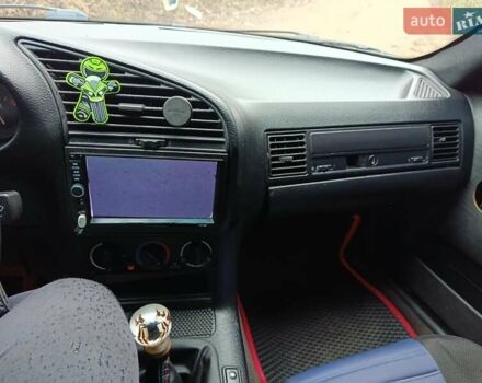 Зеленый БМВ 3 Серия, объемом двигателя 1.6 л и пробегом 250 тыс. км за 2428 $, фото 10 на Automoto.ua