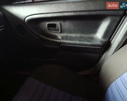 Зеленый БМВ 3 Серия, объемом двигателя 1.6 л и пробегом 250 тыс. км за 2428 $, фото 12 на Automoto.ua