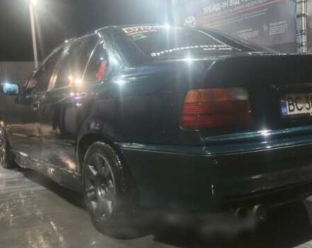 Зеленый БМВ 3 Серия, объемом двигателя 2 л и пробегом 448 тыс. км за 2500 $, фото 7 на Automoto.ua