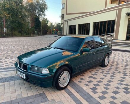 Зеленый БМВ 3 Серия, объемом двигателя 1.8 л и пробегом 240 тыс. км за 2650 $, фото 1 на Automoto.ua