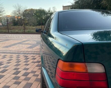 Зеленый БМВ 3 Серия, объемом двигателя 1.8 л и пробегом 240 тыс. км за 2650 $, фото 6 на Automoto.ua