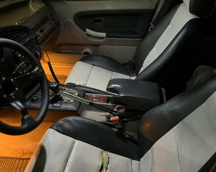 Зеленый БМВ 3 Серия, объемом двигателя 2 л и пробегом 200 тыс. км за 2400 $, фото 10 на Automoto.ua