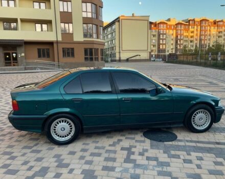 Зеленый БМВ 3 Серия, объемом двигателя 1.8 л и пробегом 240 тыс. км за 2650 $, фото 4 на Automoto.ua