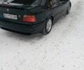 Зеленый БМВ 3 Серия, объемом двигателя 1.6 л и пробегом 378 тыс. км за 2400 $, фото 4 на Automoto.ua