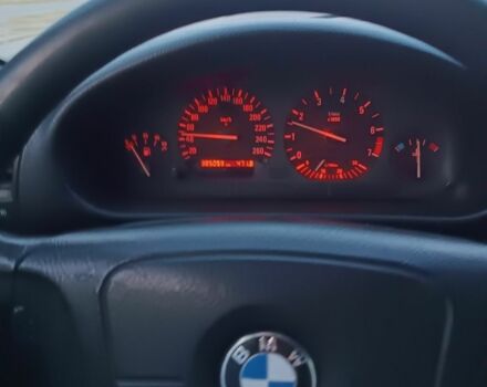 Зелений БМВ 3 Серія, об'ємом двигуна 2 л та пробігом 387 тис. км за 3700 $, фото 7 на Automoto.ua