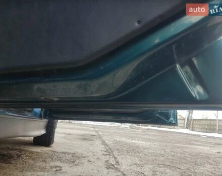 Зеленый БМВ 3 Серия, объемом двигателя 1.8 л и пробегом 338 тыс. км за 2600 $, фото 14 на Automoto.ua