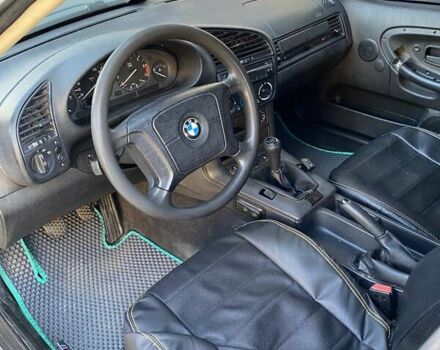 Зеленый БМВ 3 Серия, объемом двигателя 1.8 л и пробегом 333 тыс. км за 2200 $, фото 2 на Automoto.ua