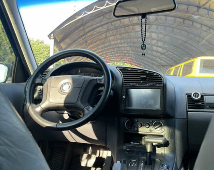 Зеленый БМВ 3 Серия, объемом двигателя 1.99 л и пробегом 253 тыс. км за 6600 $, фото 38 на Automoto.ua