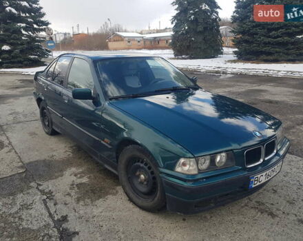Зеленый БМВ 3 Серия, объемом двигателя 1.8 л и пробегом 338 тыс. км за 2600 $, фото 1 на Automoto.ua