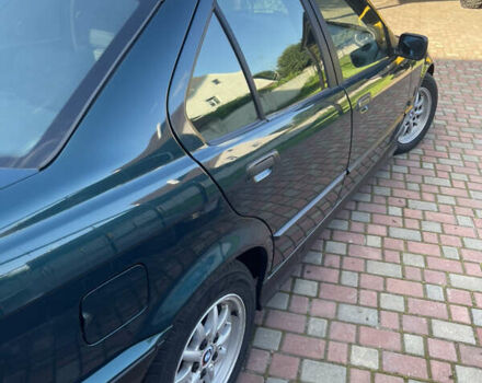 Зеленый БМВ 3 Серия, объемом двигателя 1.99 л и пробегом 253 тыс. км за 6600 $, фото 5 на Automoto.ua