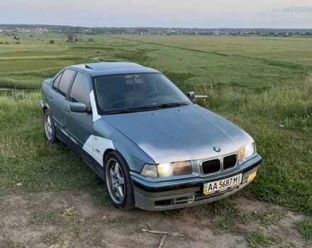 Зеленый БМВ 3 Серия, объемом двигателя 1.8 л и пробегом 333 тыс. км за 2200 $, фото 3 на Automoto.ua