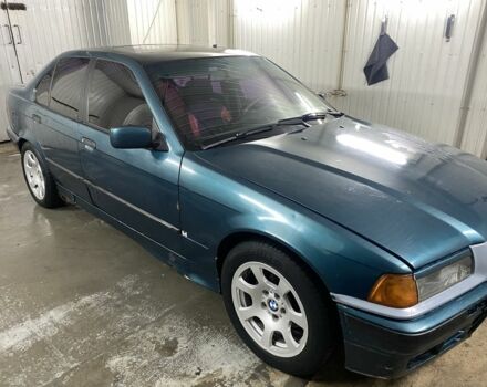 Зелений БМВ 3 Серія, об'ємом двигуна 1.8 л та пробігом 424 тис. км за 1800 $, фото 1 на Automoto.ua