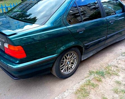 Зеленый БМВ 3 Серия, объемом двигателя 1.6 л и пробегом 380 тыс. км за 3000 $, фото 2 на Automoto.ua