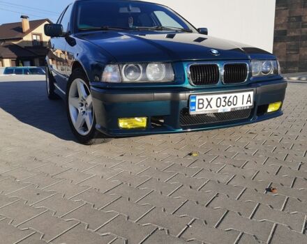 Зеленый БМВ 3 Серия, объемом двигателя 2 л и пробегом 290 тыс. км за 3800 $, фото 1 на Automoto.ua