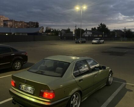 Зеленый БМВ 3 Серия, объемом двигателя 2.5 л и пробегом 300 тыс. км за 4300 $, фото 5 на Automoto.ua