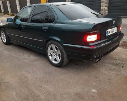 Зеленый БМВ 3 Серия, объемом двигателя 2 л и пробегом 340 тыс. км за 3800 $, фото 3 на Automoto.ua