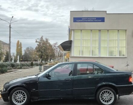 Зеленый БМВ 3 Серия, объемом двигателя 1.8 л и пробегом 370 тыс. км за 1600 $, фото 1 на Automoto.ua