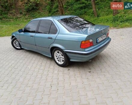 Зеленый БМВ 3 Серия, объемом двигателя 1.8 л и пробегом 365 тыс. км за 4000 $, фото 3 на Automoto.ua