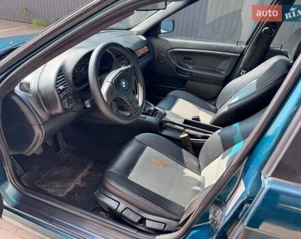 Зеленый БМВ 3 Серия, объемом двигателя 1.8 л и пробегом 471 тыс. км за 3800 $, фото 11 на Automoto.ua