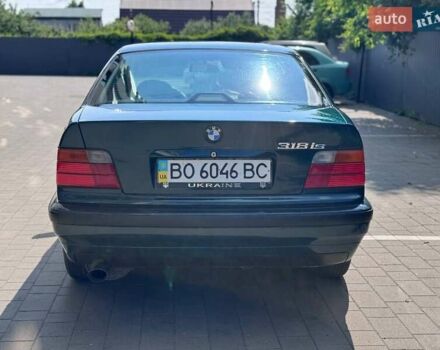 Зеленый БМВ 3 Серия, объемом двигателя 1.8 л и пробегом 471 тыс. км за 3800 $, фото 1 на Automoto.ua