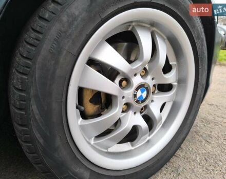 Зелений БМВ 3 Серія, об'ємом двигуна 2 л та пробігом 490 тис. км за 4250 $, фото 19 на Automoto.ua