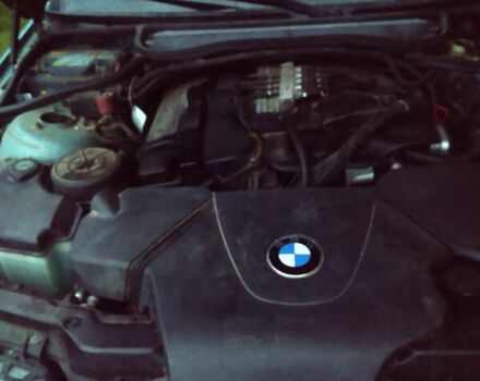 Зеленый БМВ 3 Серия, объемом двигателя 2 л и пробегом 300 тыс. км за 4000 $, фото 6 на Automoto.ua