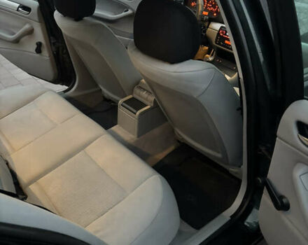 Зеленый БМВ 3 Серия, объемом двигателя 1.8 л и пробегом 318 тыс. км за 4900 $, фото 8 на Automoto.ua