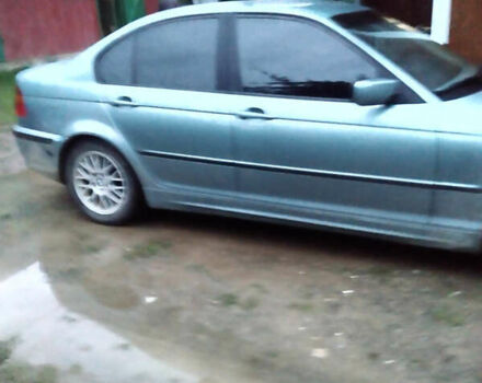 Зеленый БМВ 3 Серия, объемом двигателя 2 л и пробегом 300 тыс. км за 4000 $, фото 1 на Automoto.ua