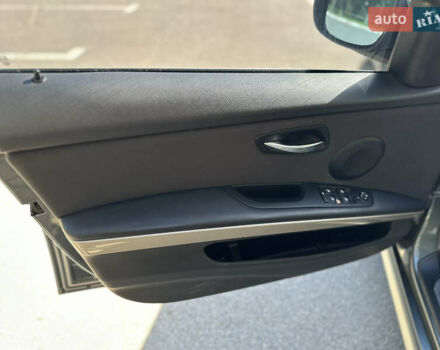 Зеленый БМВ 3 Серия, объемом двигателя 2 л и пробегом 299 тыс. км за 9200 $, фото 14 на Automoto.ua