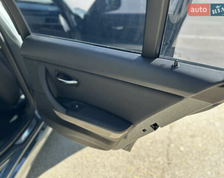 Зеленый БМВ 3 Серия, объемом двигателя 2 л и пробегом 299 тыс. км за 9200 $, фото 16 на Automoto.ua