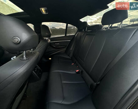 БМВ 3 Серия 2015 в Львове на Automoto.ua Зеленый БМВ 3 Серия, объемом двигателя 3 л и пробегом 112 тыс. км за 21000 $, фото 12 на Automoto.ua