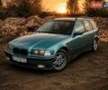 Зеленый БМВ 3 Серия, объемом двигателя 2 л и пробегом 350 тыс. км за 3300 $, фото 1 на Automoto.ua