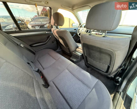 Зелений БМВ 3 Серія, об'ємом двигуна 1.8 л та пробігом 225 тис. км за 4999 $, фото 31 на Automoto.ua