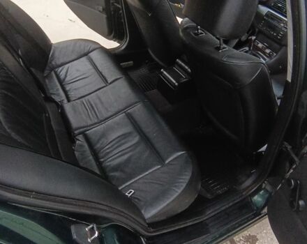 Зелений БМВ 3 Серія, об'ємом двигуна 2 л та пробігом 405 тис. км за 4300 $, фото 6 на Automoto.ua