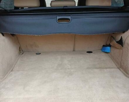 Зеленый БМВ 3 Серия, объемом двигателя 2 л и пробегом 291 тыс. км за 9000 $, фото 5 на Automoto.ua