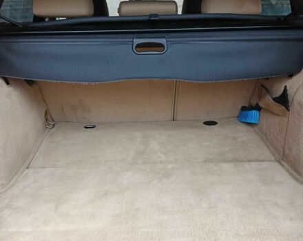 Зелений БМВ 3 Серія, об'ємом двигуна 2 л та пробігом 291 тис. км за 9000 $, фото 6 на Automoto.ua