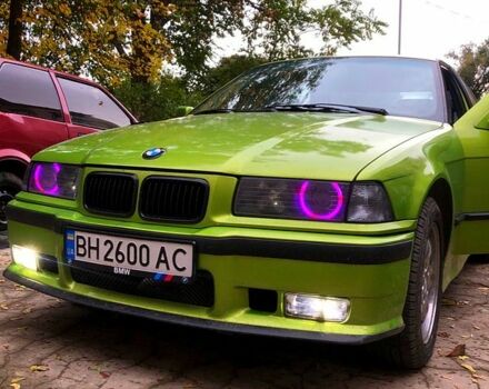 Зелений БМВ 3 Серія, об'ємом двигуна 1.6 л та пробігом 0 тис. км за 4000 $, фото 1 на Automoto.ua