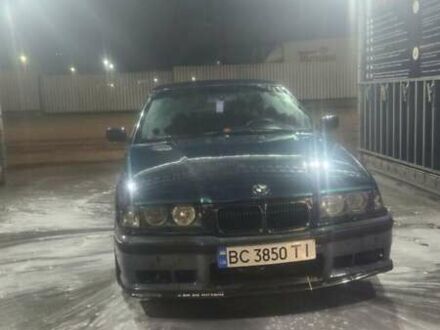 Зеленый БМВ 3 Серия, объемом двигателя 2 л и пробегом 448 тыс. км за 2500 $, фото 1 на Automoto.ua