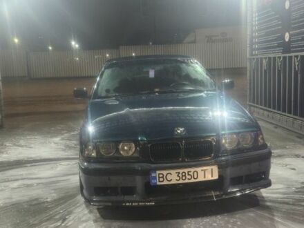 Зеленый БМВ 3 Серия, объемом двигателя 2 л и пробегом 448 тыс. км за 2500 $, фото 1 на Automoto.ua