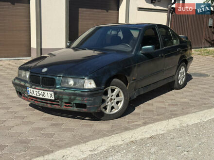БМВ 3 Серія 1993 у Дніпро (Дніпропетровську) на Automoto.ua Зелений БМВ 3 Серія, об'ємом двигуна 1.8 л та пробігом 555 тис. км за 1250 $, фото 1 на Automoto.ua