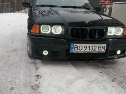 Зеленый БМВ 3 Серия, объемом двигателя 1.6 л и пробегом 378 тыс. км за 2400 $, фото 1 на Automoto.ua