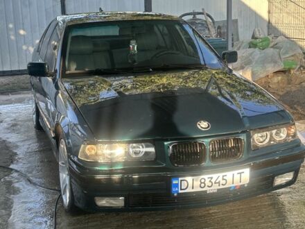 БМВ 3 Серія 1996 у Измаиле на Automoto.ua Зелений БМВ 3 Серія, об'ємом двигуна 1.6 л та пробігом 3 тис. км за 2300 $, фото 1 на Automoto.ua