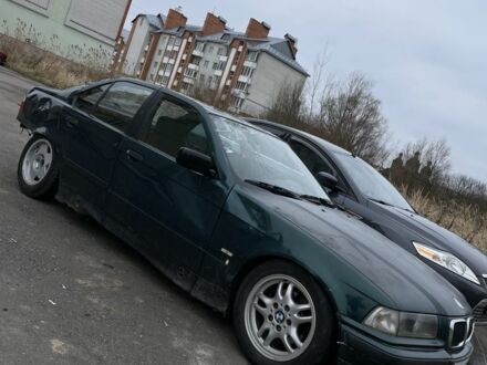 Зелений БМВ 3 Серія, об'ємом двигуна 1.6 л та пробігом 350 тис. км за 1200 $, фото 1 на Automoto.ua