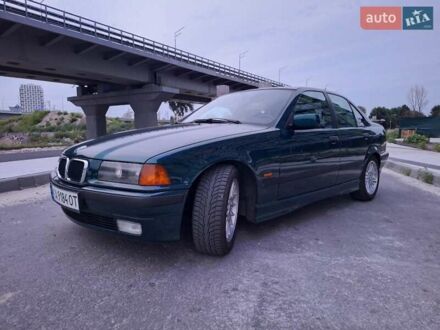 Зеленый БМВ 3 Серия, объемом двигателя 2 л и пробегом 281 тыс. км за 6999 $, фото 1 на Automoto.ua