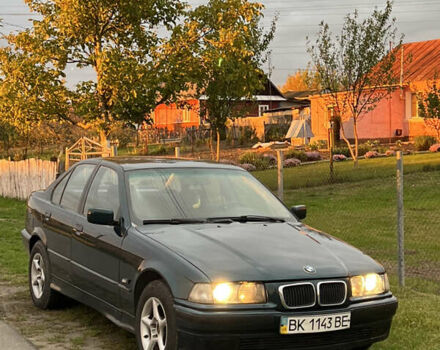 Зелений БМВ 3 Серія, об'ємом двигуна 1.6 л та пробігом 282 тис. км за 1900 $, фото 1 на Automoto.ua