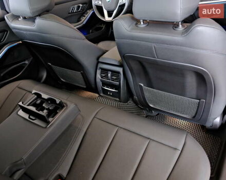 Оранжевый БМВ 3 Серия, объемом двигателя 2 л и пробегом 27 тыс. км за 27900 $, фото 52 на Automoto.ua