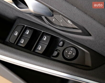 Оранжевый БМВ 3 Серия, объемом двигателя 2 л и пробегом 27 тыс. км за 27900 $, фото 40 на Automoto.ua